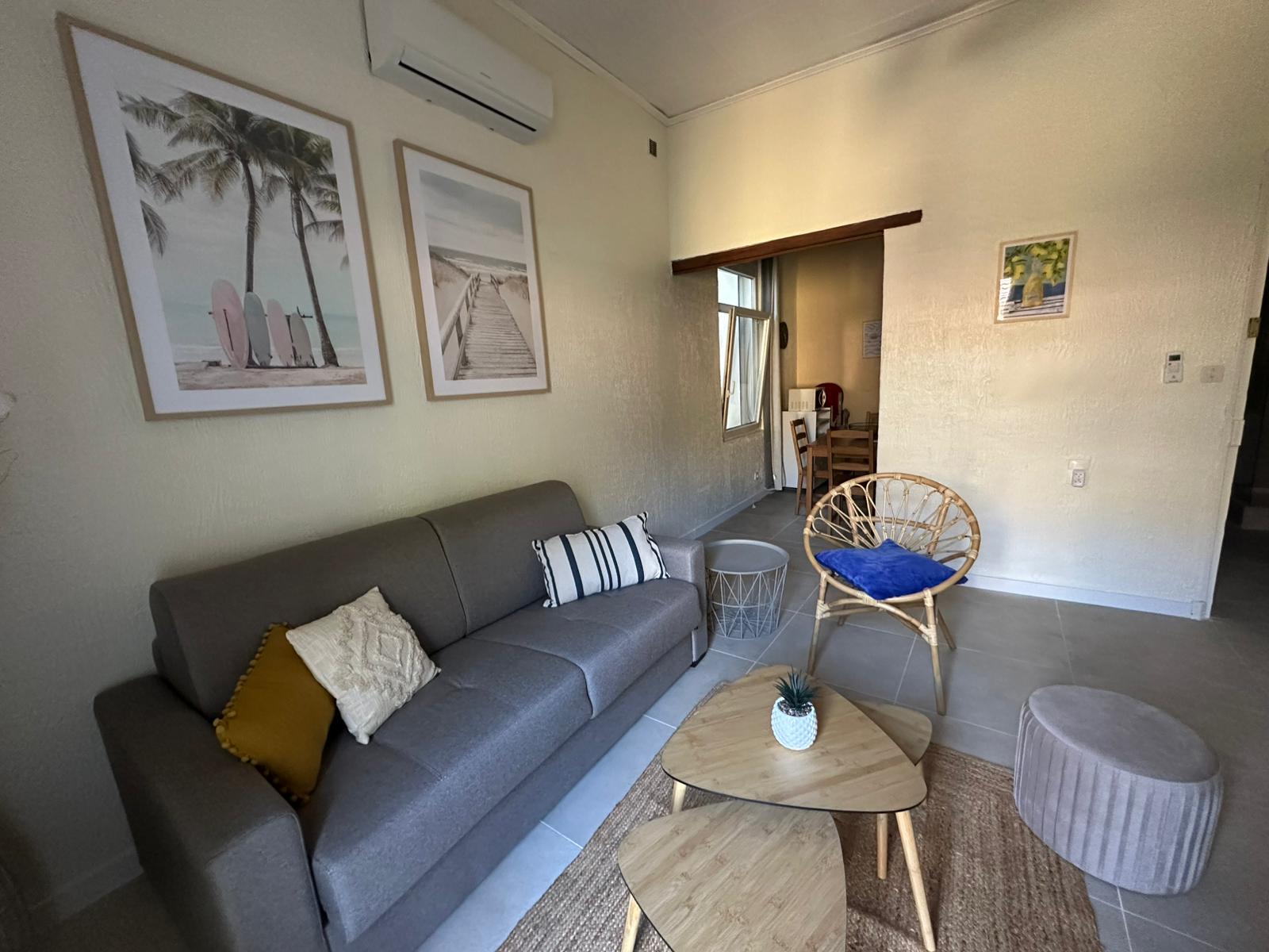 Appartement Airbnb — Entrée après